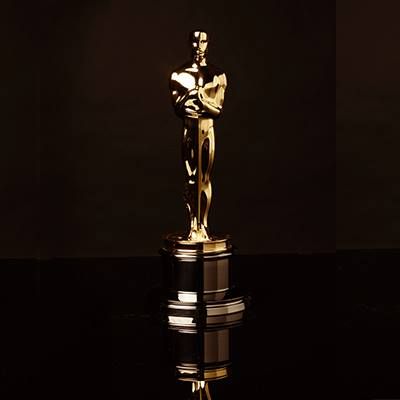 An Oscar statue