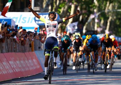 Biniam Girmay celebrating Giro d'Italia stage win