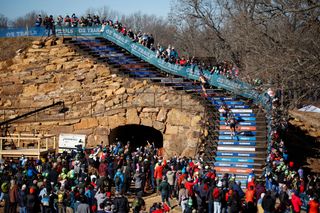 FAYETTEVILLE ARKANSAS JANUARY 29 A general view of the peloton competing while fans cheer 73rd UCI CycloCross World Championships Fayetteville 2022 Womens Elite Fayetteville2022 on January 29 2022 in Fayetteville Arkansas Photo by Chris GraythenGetty Images
