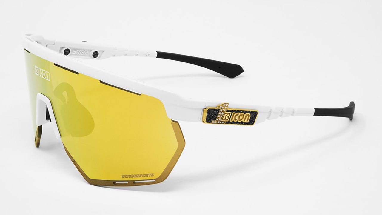 Alexander Kristoff sunglasses