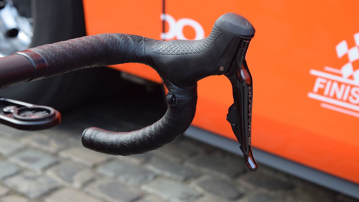 Van Avermaet is another rider to utilise sprint shifters