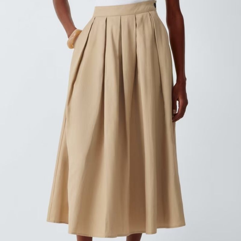 pleated beige skirt