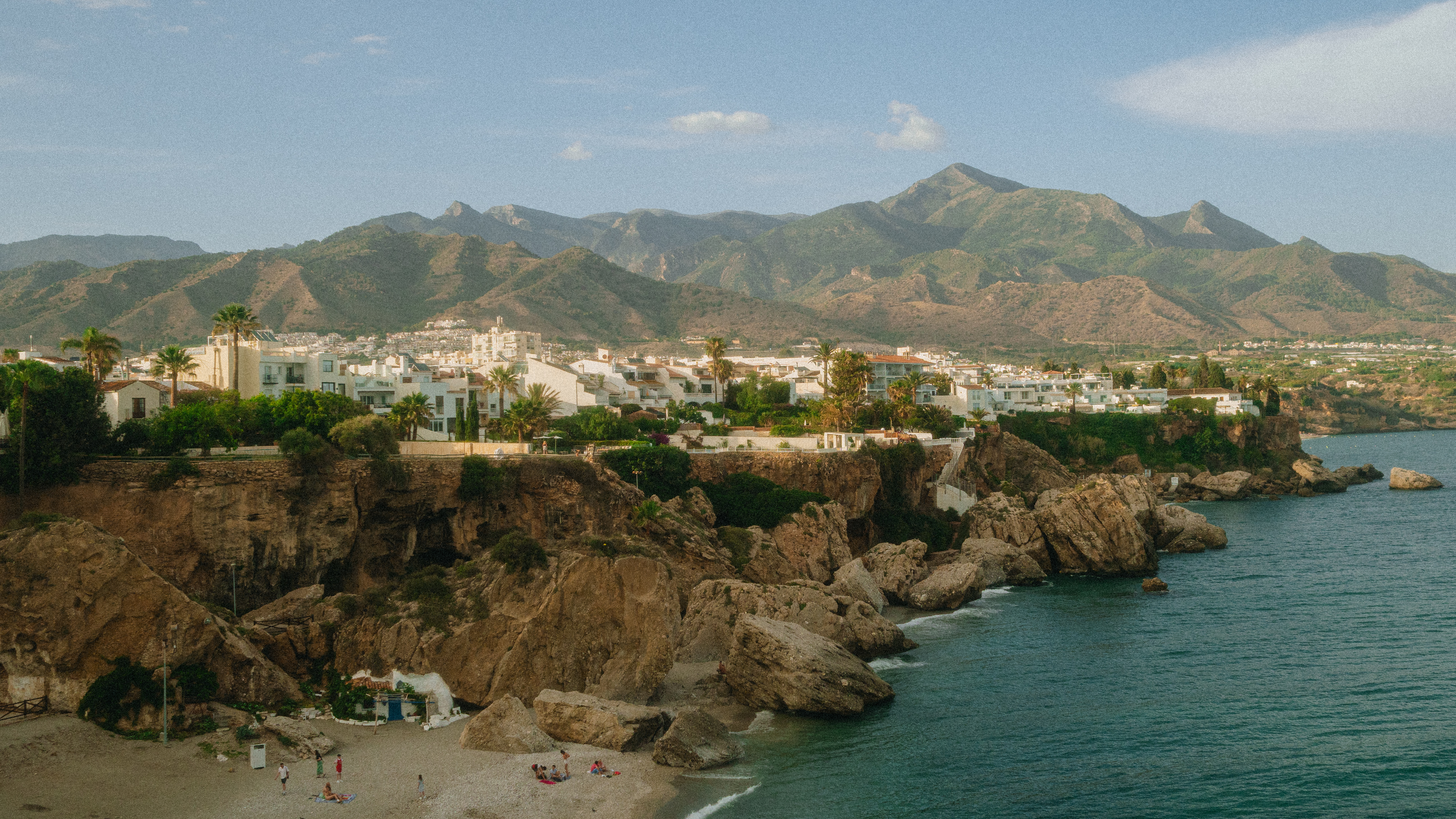 An image of the town of Nurja in Spain with mountains in the background, Olympus EM-5 Mark II sample images