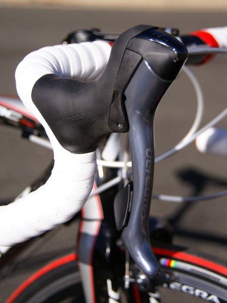 We continue to be impressed by the performance value offered up by Shimano's Ultegra SL package - it's the next best thing to last year's Dura-Ace but at a much cheaper price.