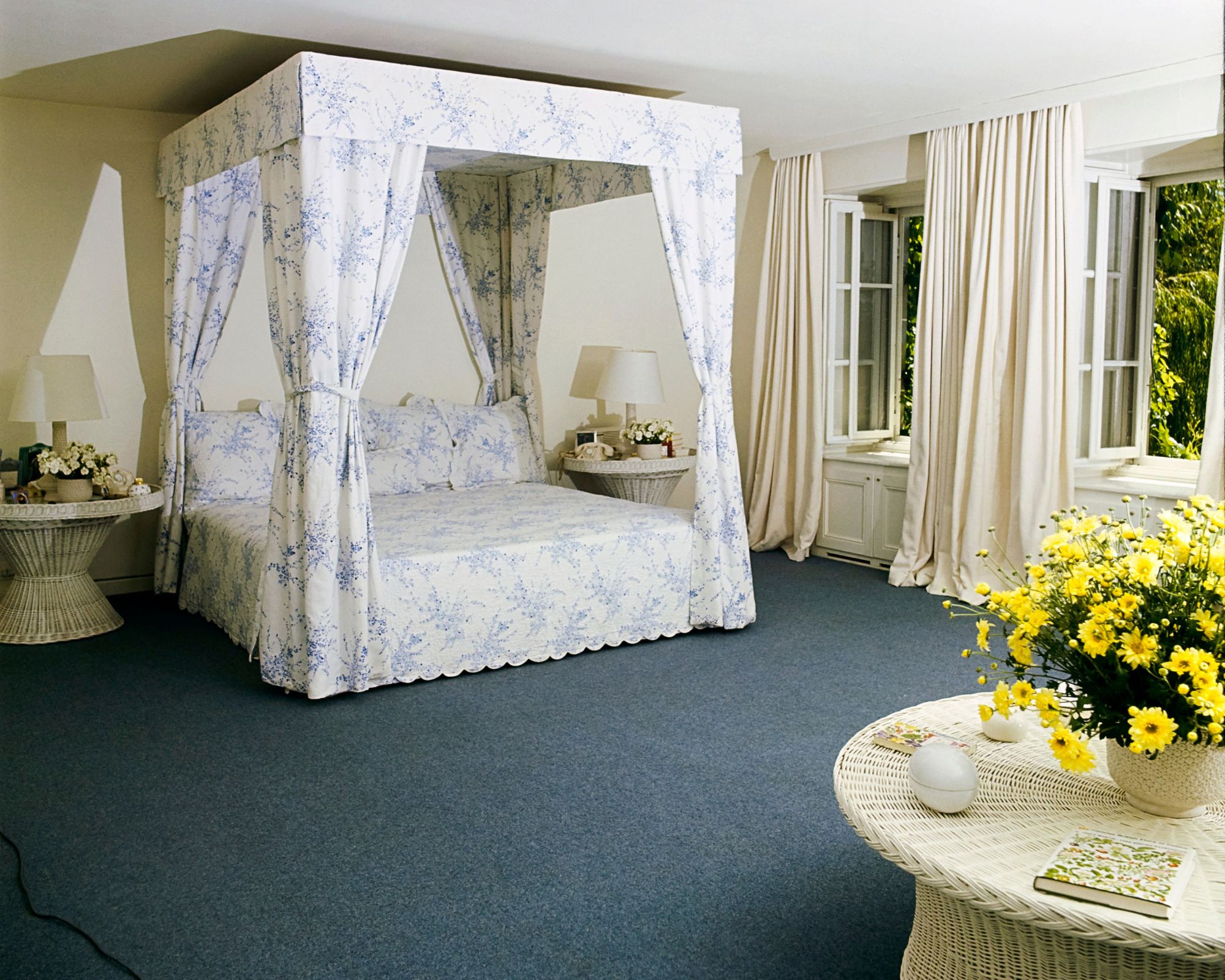 audrey hepburn&#039;s bedroom in switzerland