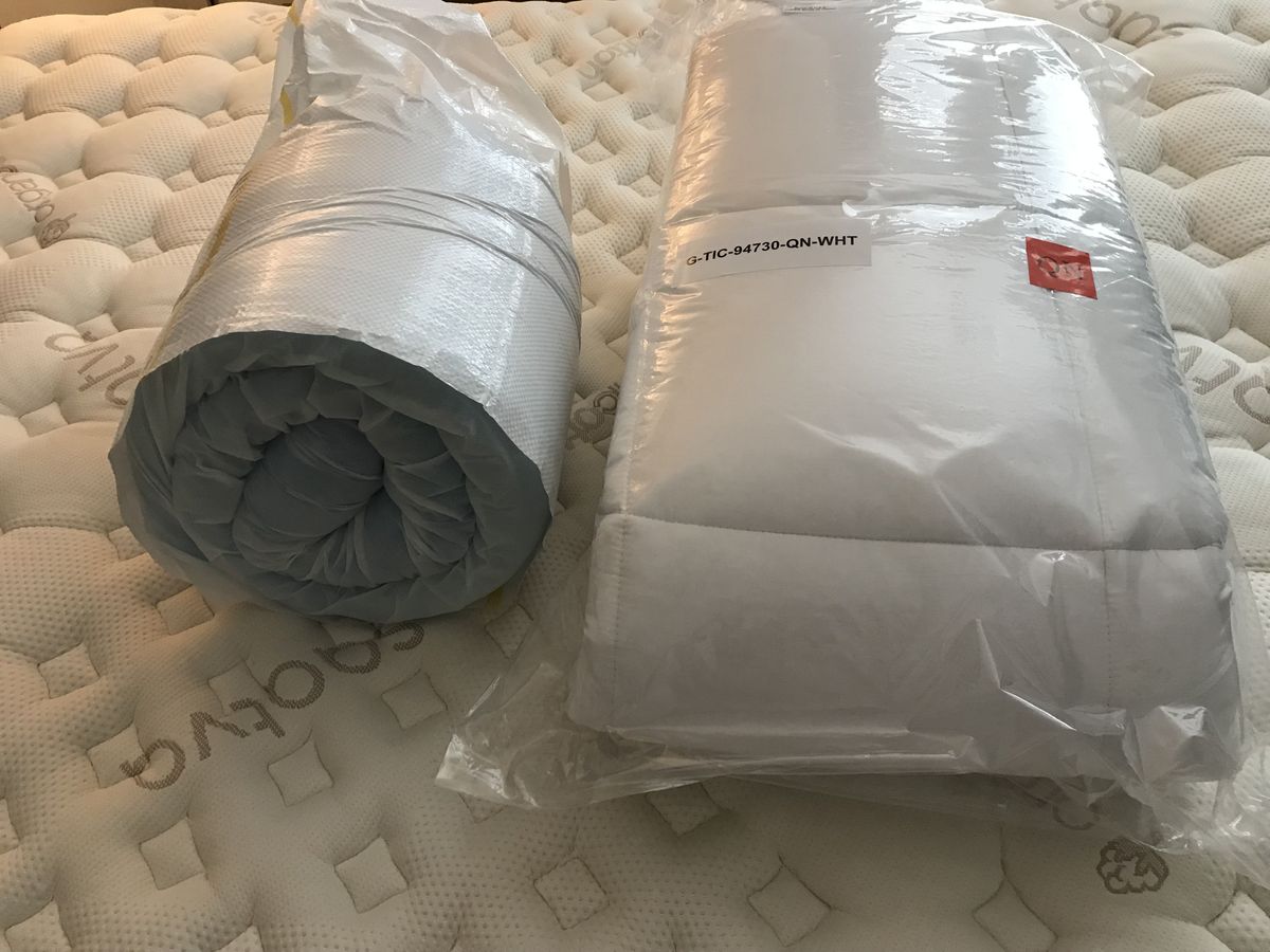 Sleep Innovations gel memory foam mattress topper