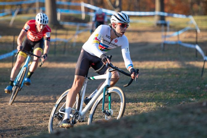 Curtis White (Cannondale p/b Cyclocross World) en route to the win on the second day of the Cincinnati Cyclocross