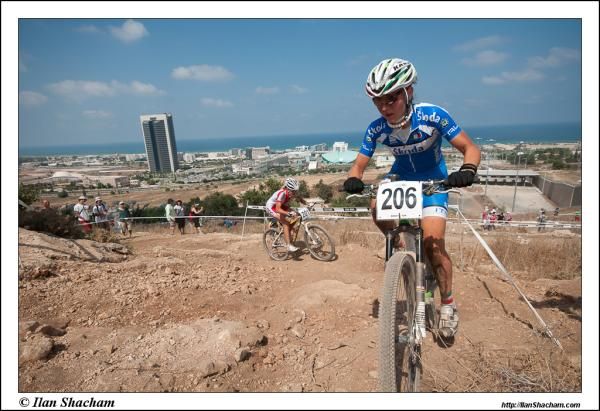 Eva Lechner (Italy) rides up a climb.