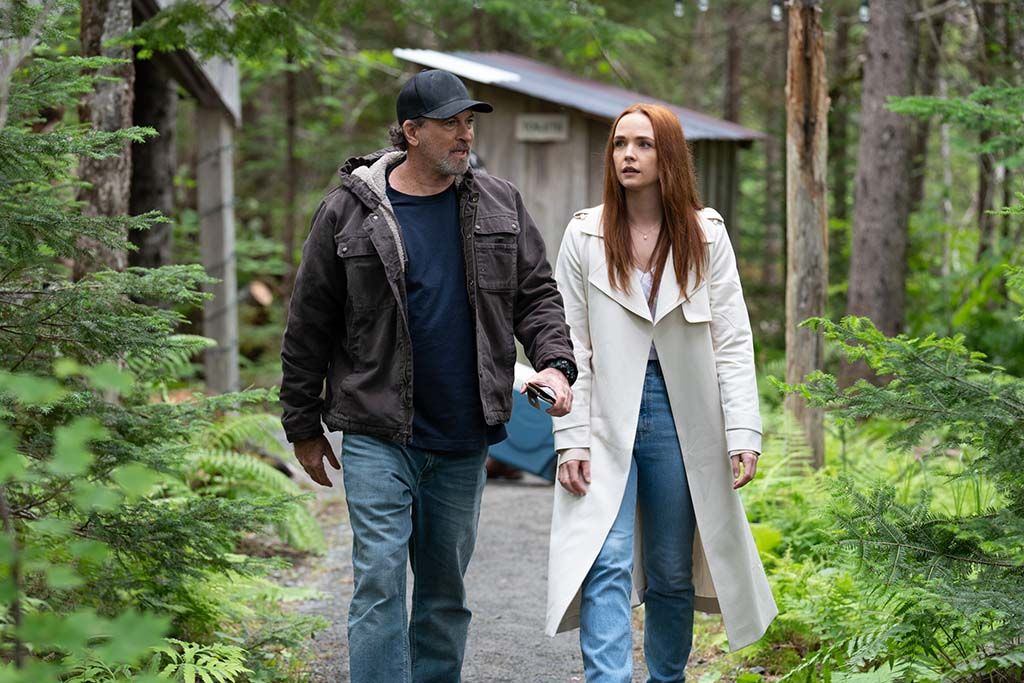 Pictured (L-R): Scott Patterson as Sully Sullivan and Morgan Kohan as Maggie Sullivan 