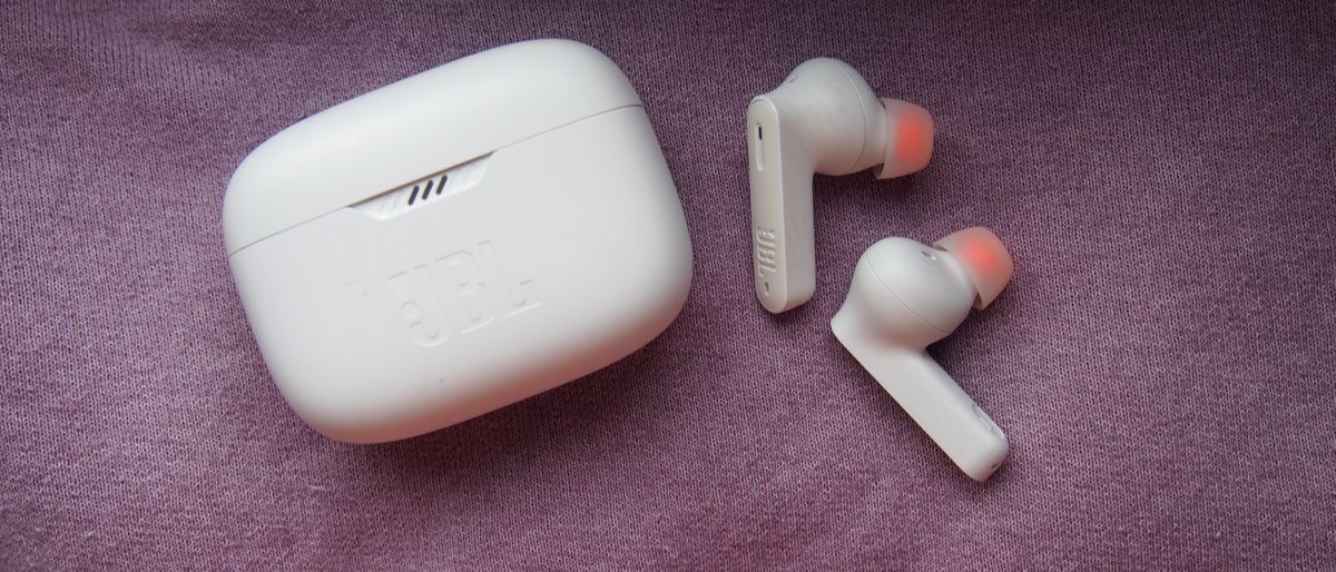 the jbl tune 230nc true wireless earbuds in white