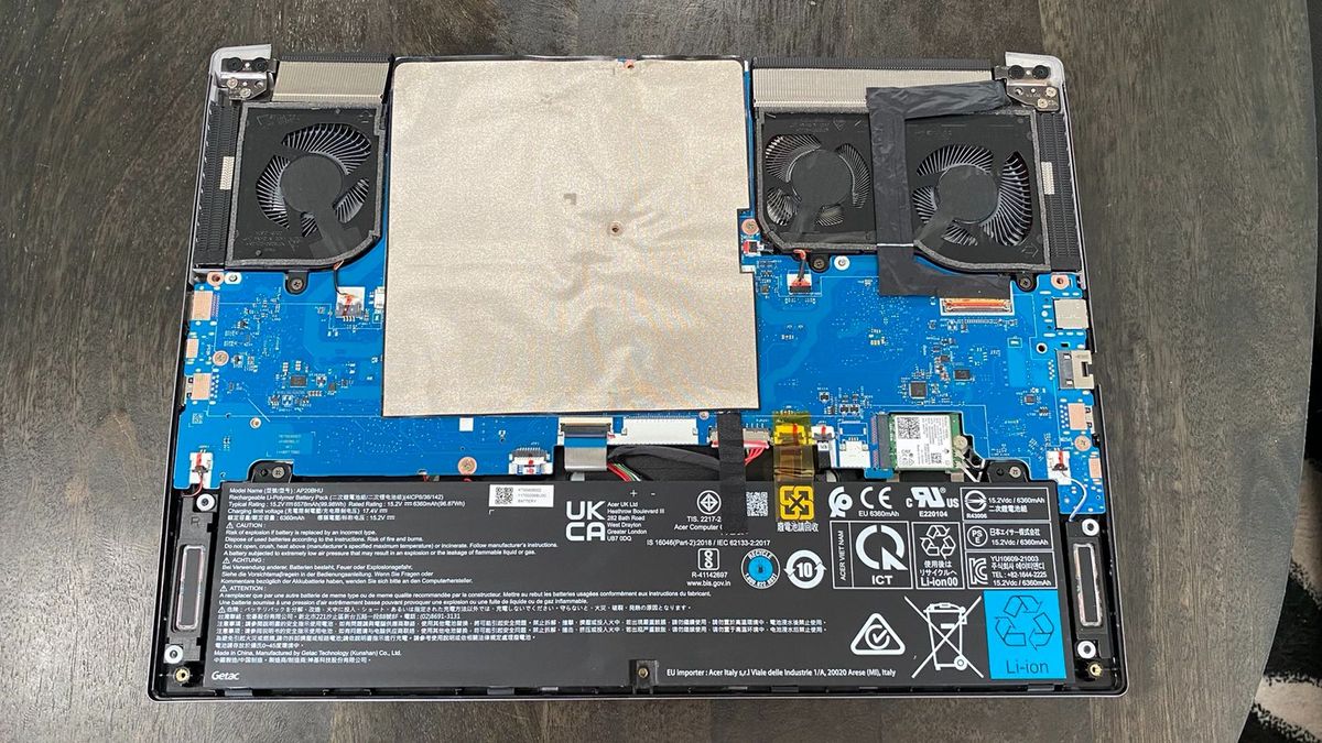Acer Predator Triton 500 SE