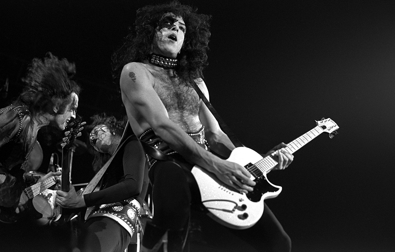 Paul Stanley performs onstage with Kiss
