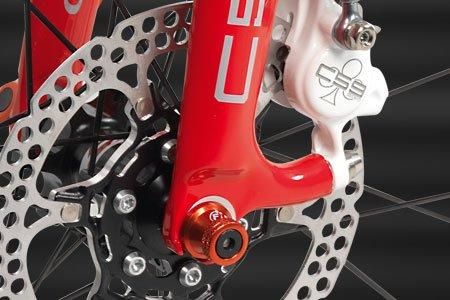 The front disc - Formula brakes with Colnago branding