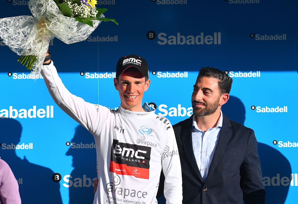 Manuel Senni in white at the Volta a La Valenciana