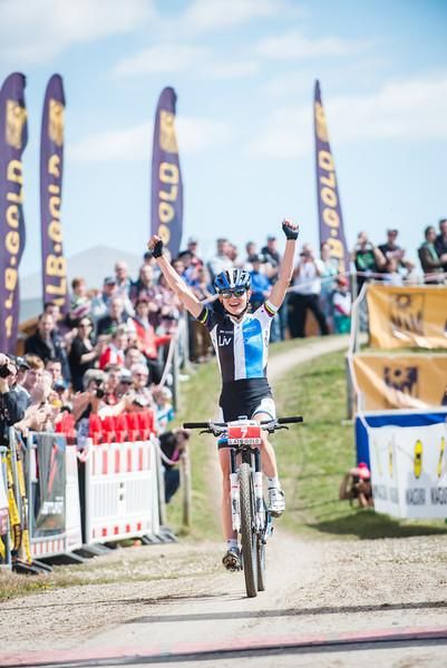 Maja Wloszczowska wins in Muensingen