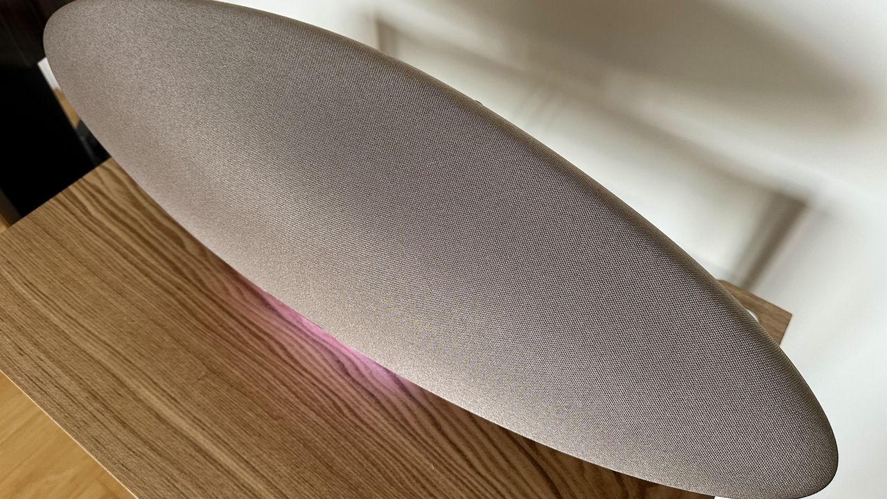 Bowers &amp; Wilkins Zeppelin Pro Edition