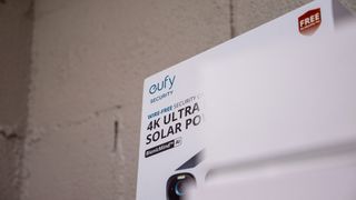 The box of the Eufycam 3