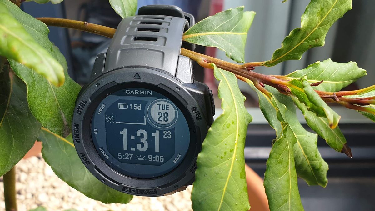 Solar powered fitness discount watch