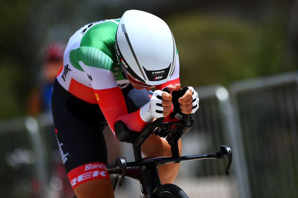 CAGLIARI ITALY JUNE 30 Elisa Longo Borghini of Italy and Team Trek Segafredo sprints during the 33rd Giro dItalia Donne 2022 Stage 1 a 47km individual time trial stage from Cagliari to Cagliari ITT GiroDonne UCIWWT on June 30 2022 in Cagliari Italy Photo by Dario BelingheriGetty Images