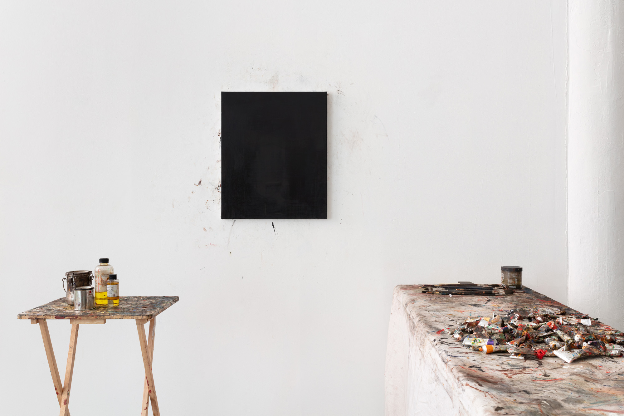 danielle mckinney's paintings of women alone at home