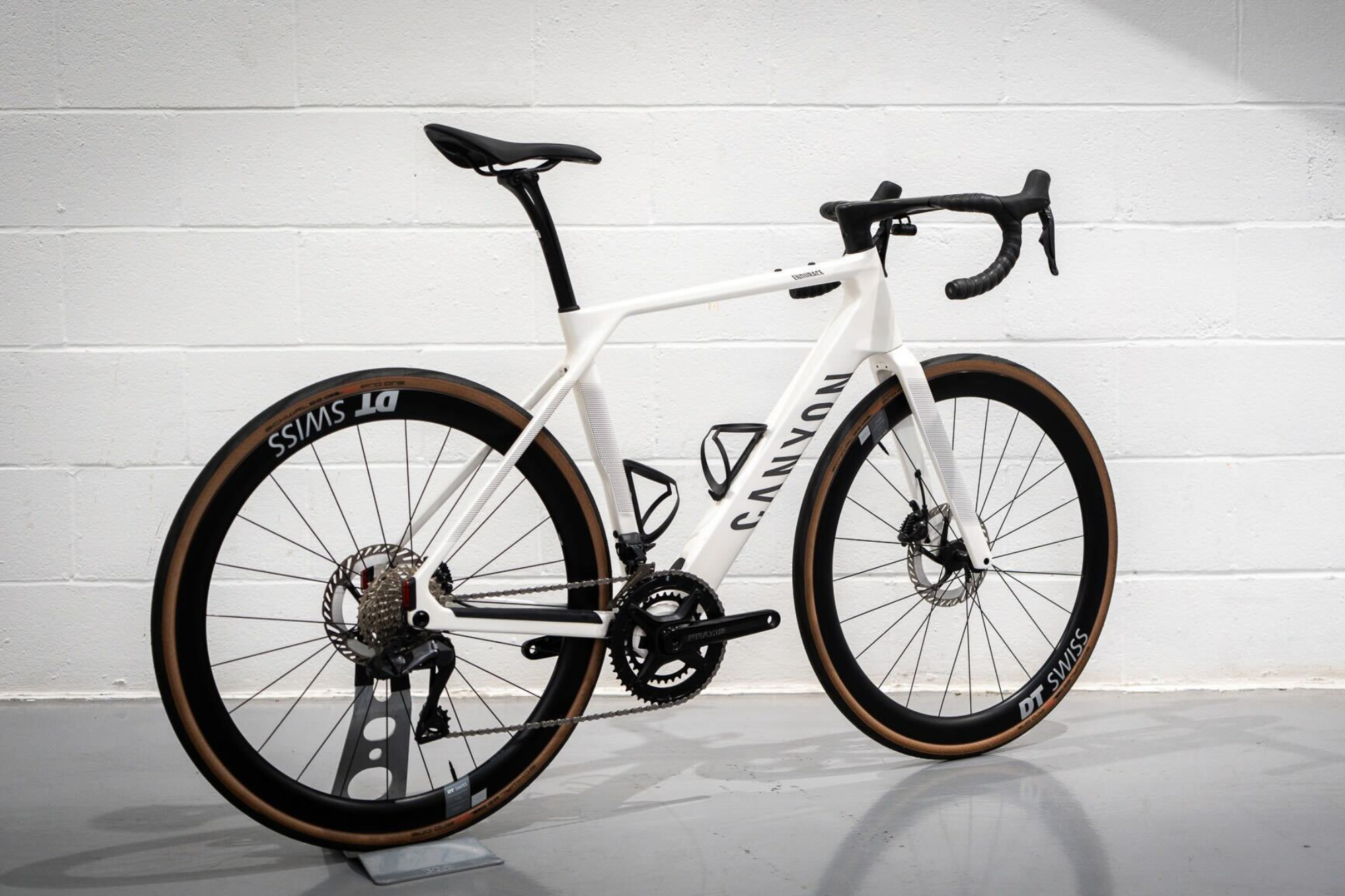 Canyon Endurace:ONfly e-bike