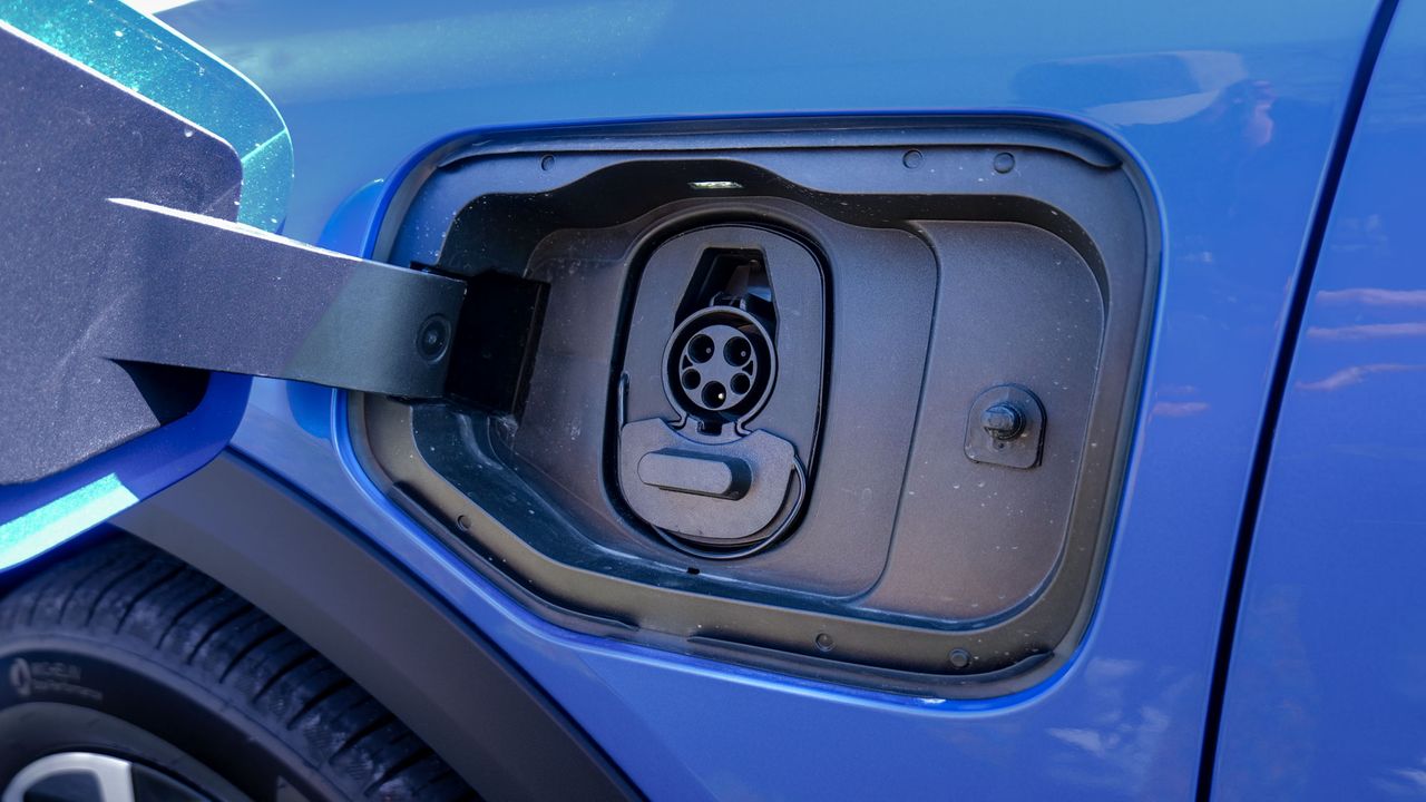 2025 Chevrolet Equinox EV LT test drive review.