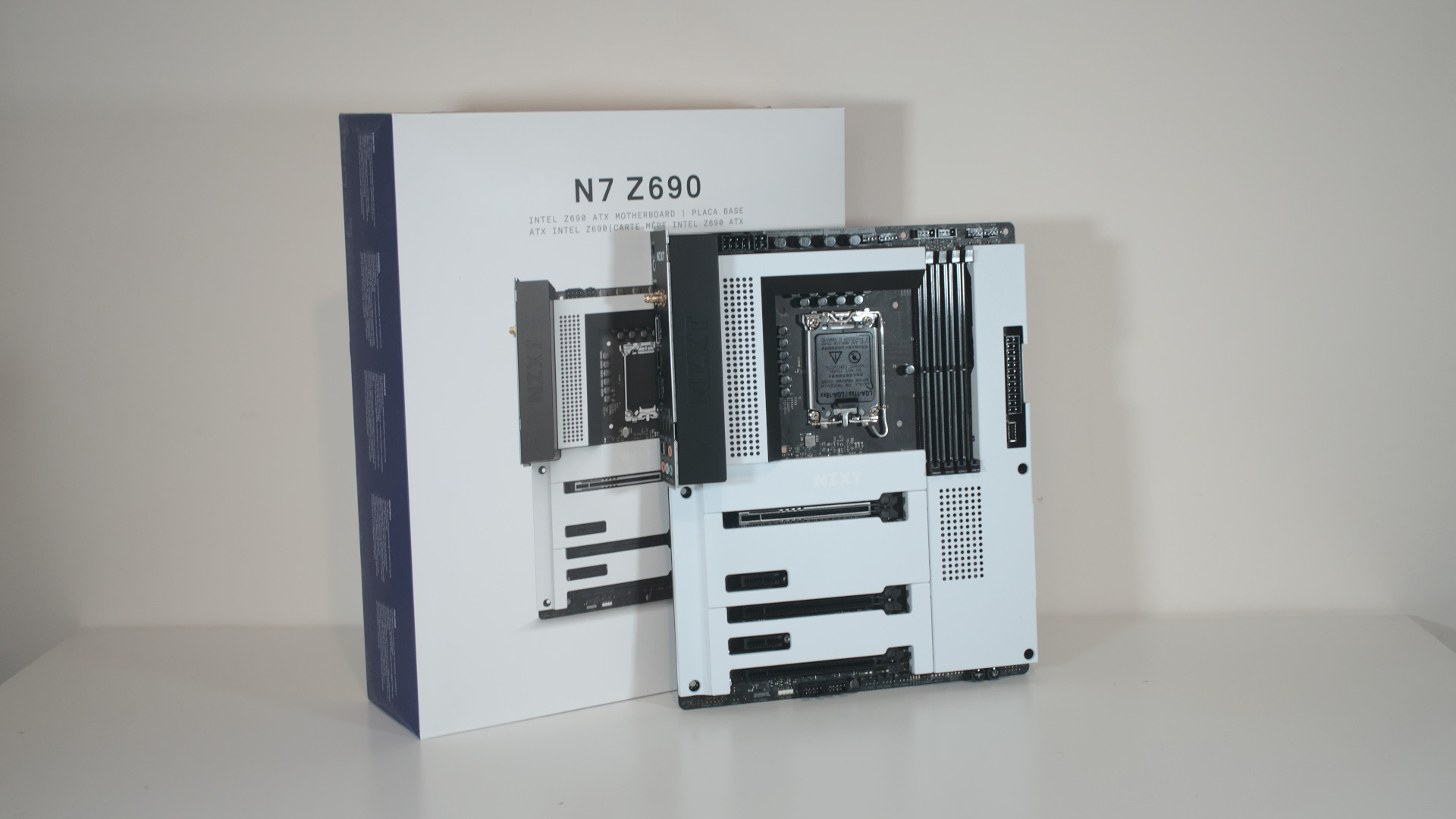 Review: NZXT N7 Z790 - NZTX N7 Z790: - Overclocking.com