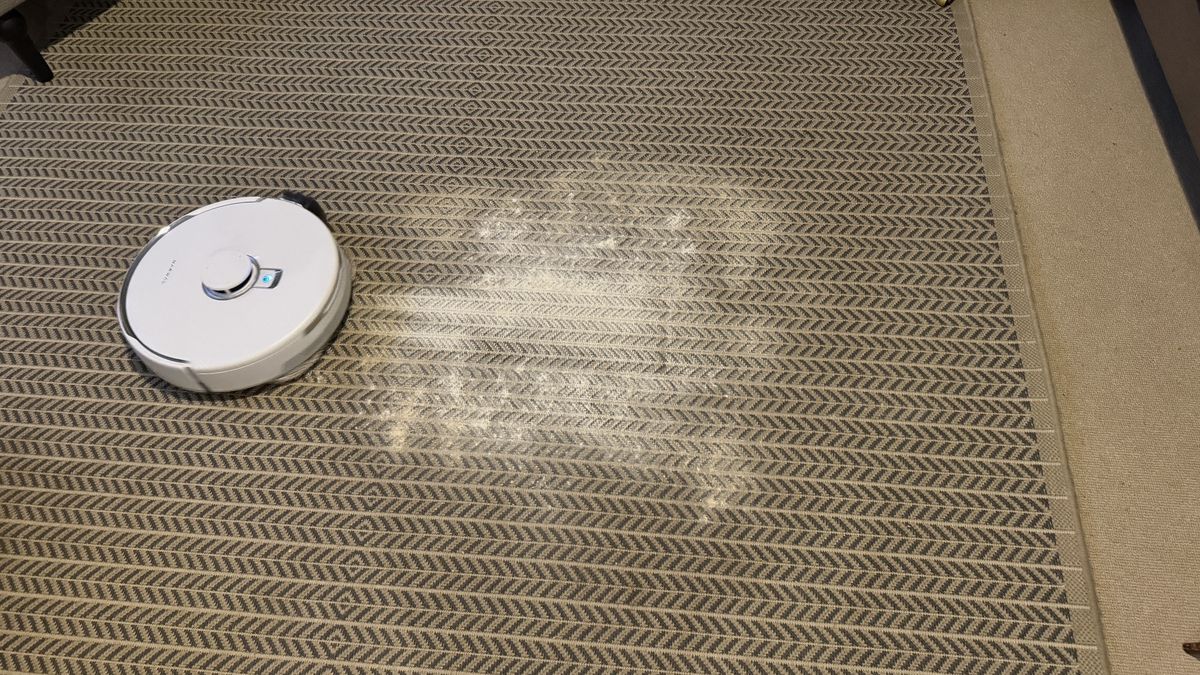 testing the Narwal Freo Z Ultra for mopping and vacuuming skills