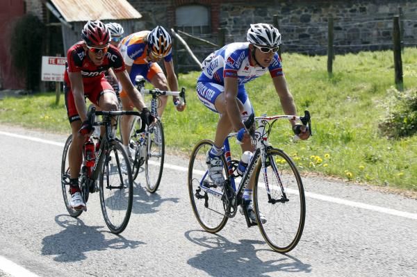 Dario Cataldo (Quick Step) leads Greg Van Avermaet (BMC) as part of the break.