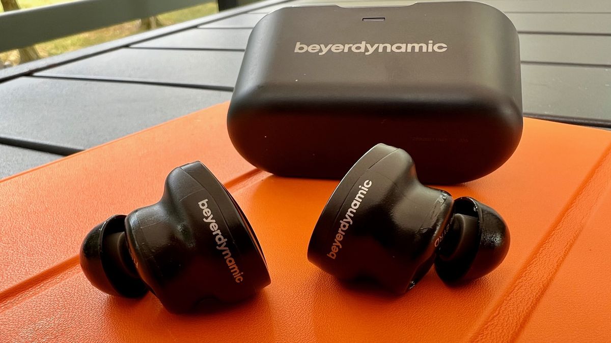 beyerdynamic Free Byrd Hero