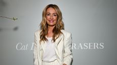 Cat Deeley makeup Charlotte Tilbury powder