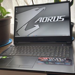 Aorus 5 Gigabyte