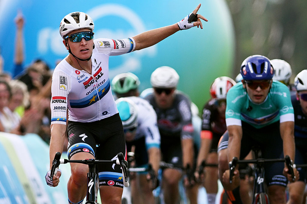 Renewi Tour stage 4: Tim Merlier makes it a pair with victory in Bilzen-Hoeselt 