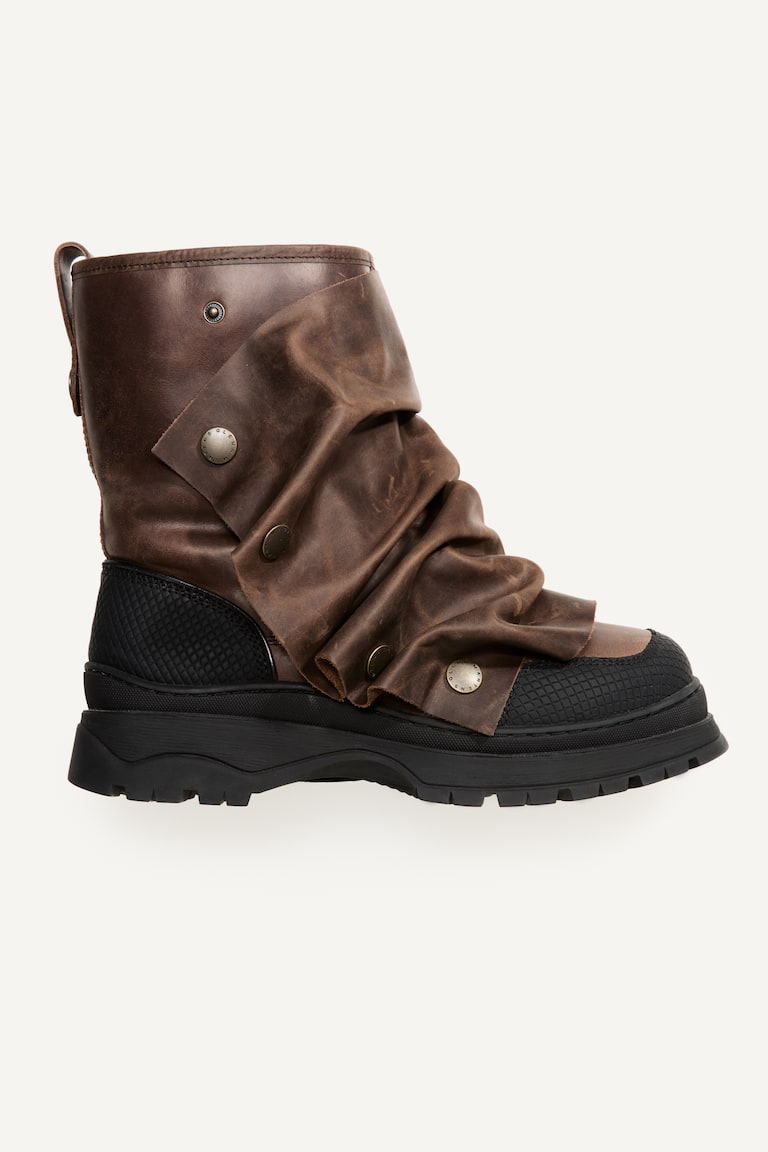 Gaiter-Detail Leather Boots