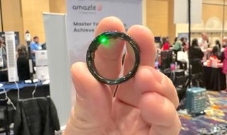 Amazfit Helio smart ring.