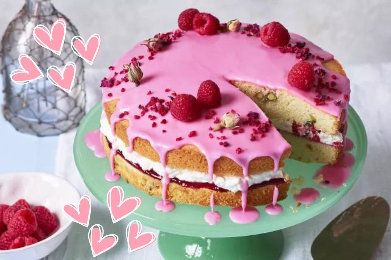 Valentine&#039;s Day cakes