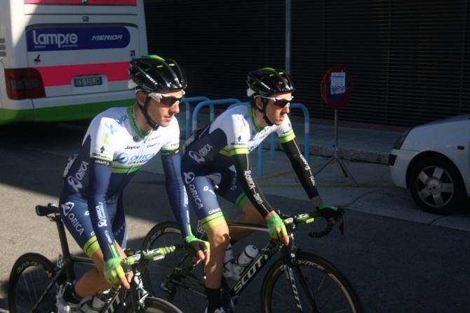 Orica GreenEdge riders head to the sign in