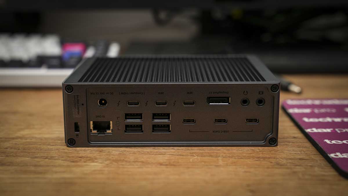CalDigit TS5Plus+