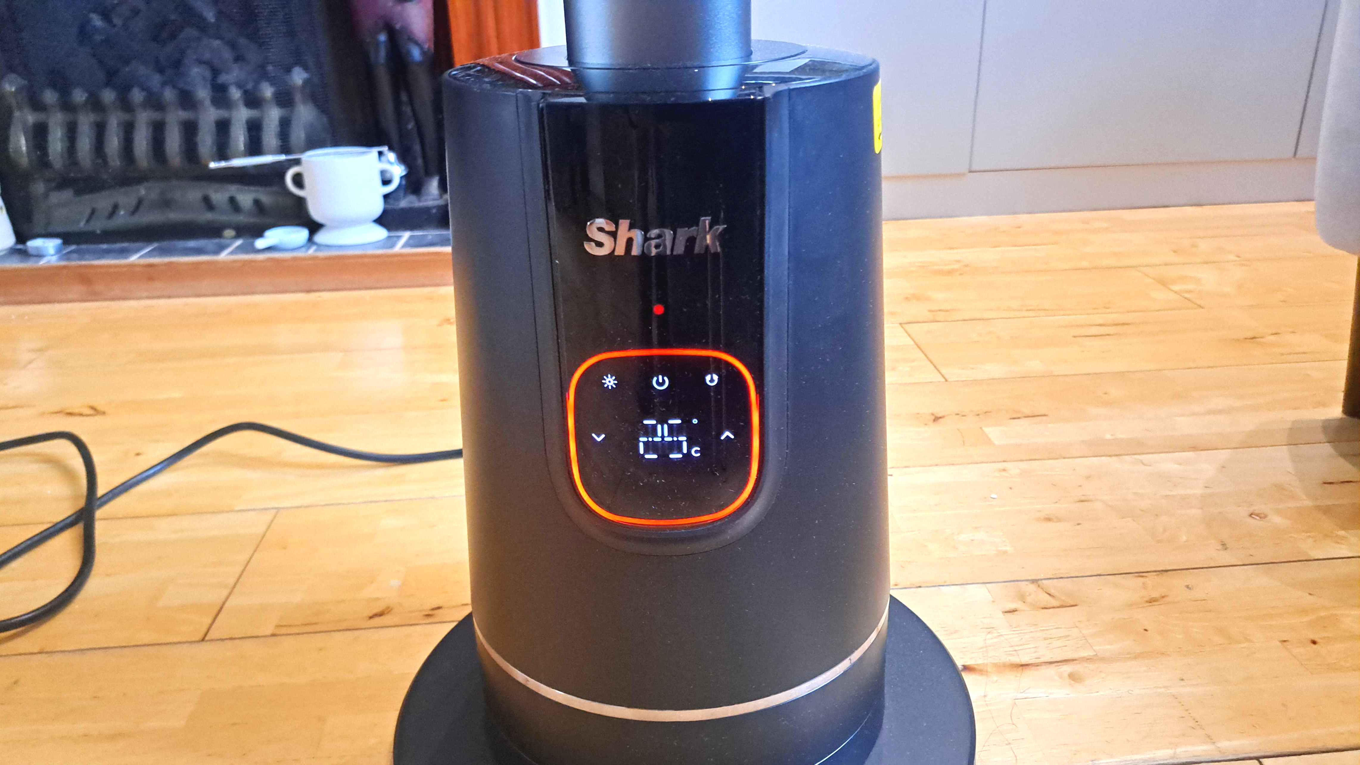 Shark TurboBlade Cool+Heat temperature