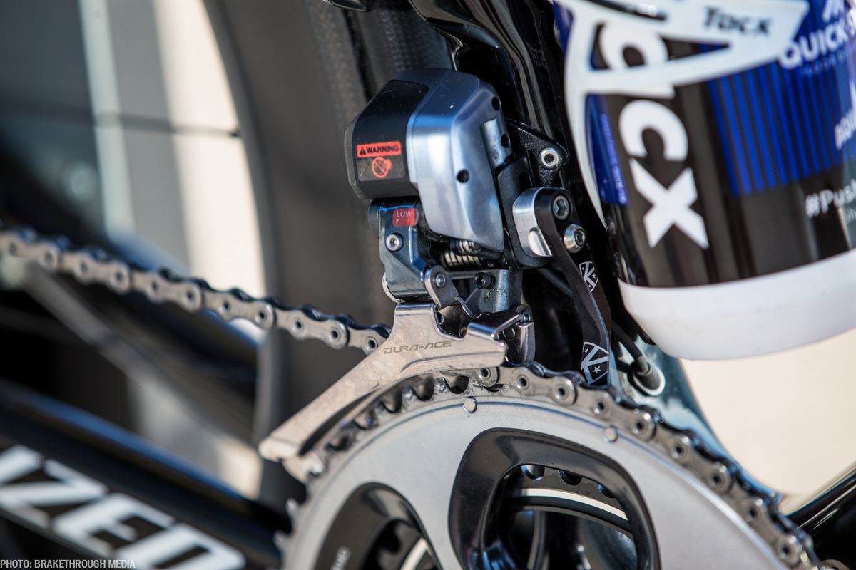 Marcel Kittel uses Shimano's electronic Di2 groupset.