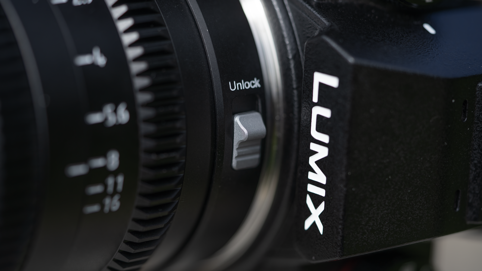 Close-up of the Sirui Saturn V2 50mm T2.9 lens on a Panasonic Lumix S camera