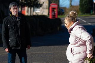 Tracy's water breaks in Emmerdale