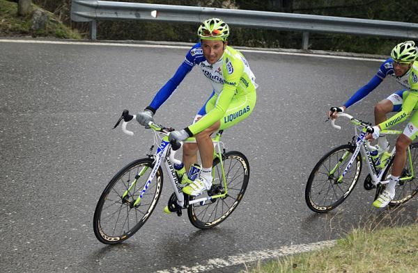 Ivan Basso set the pace on the lower slopes of the Passo Pordoi to soften up the peloton for Liquigas-Cannondale teammate Sylvester Szmyd.
