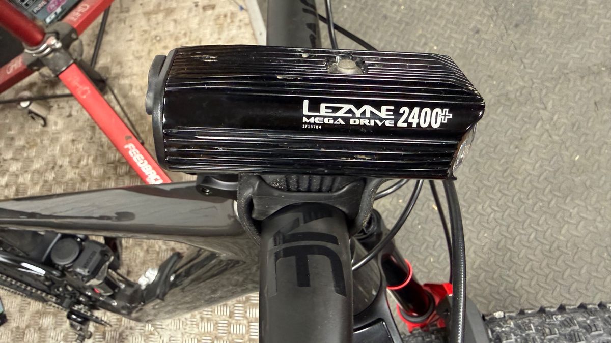 Lezyne PR2400
