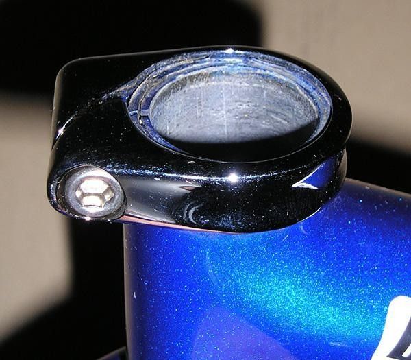The seatpost collar is removable