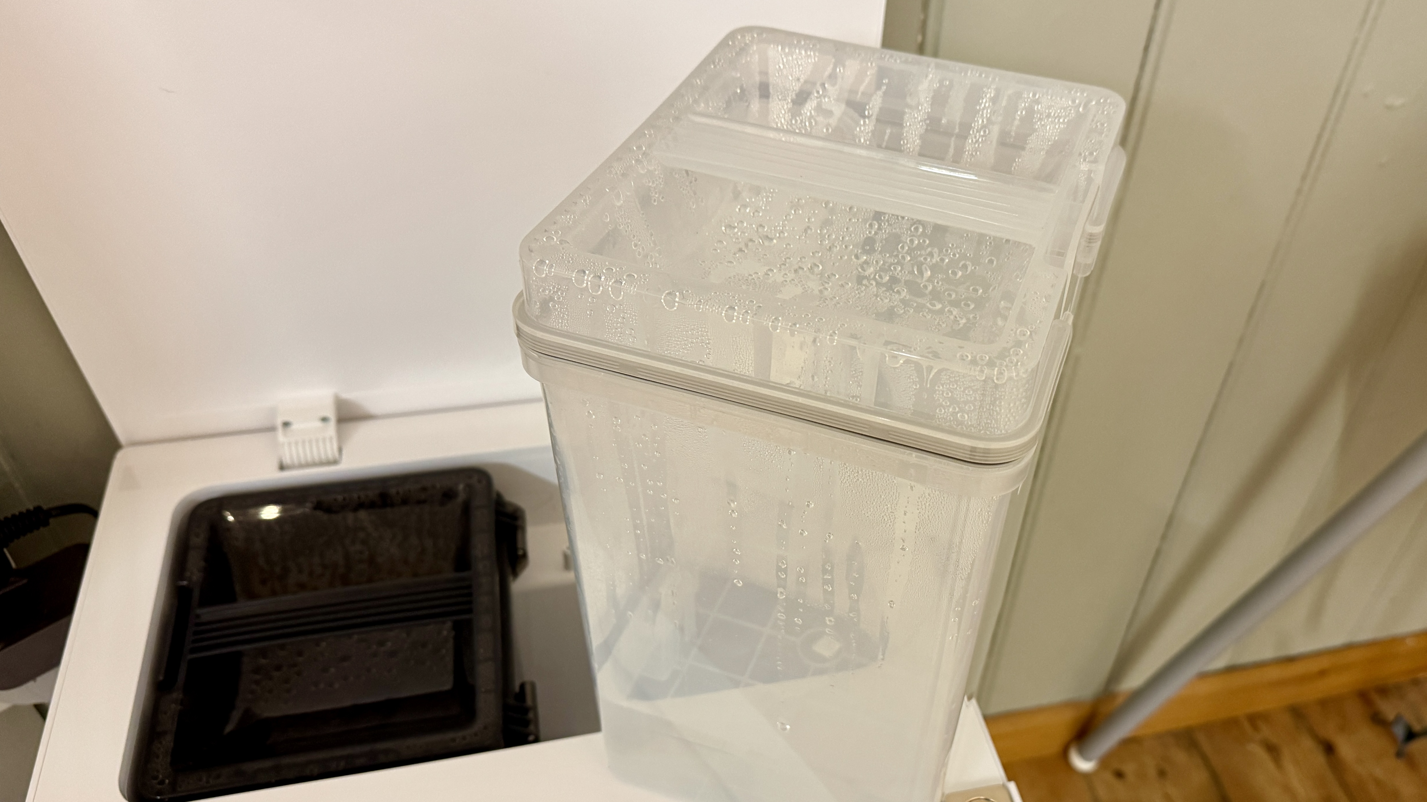 Water tank removed from dock for Dreame Matrix10 Ultra robot vacuum