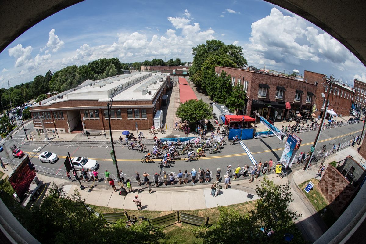 The womens peloton heads back through downtown.