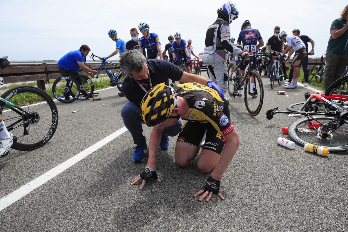 Giro d&#039;Italia 2021 - 104th Edition - 15th stage Grado - Gorizia 147 km - 22/05/2021 - Crash - Jos Van Emden (NED - Jumbo - Visma) - photo Luca Bettini/BettiniPhotoÂ©2021