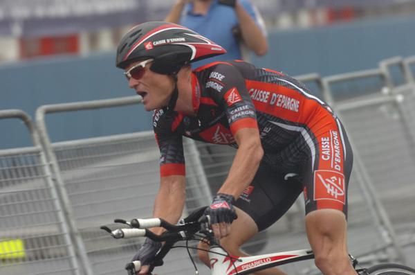 Vasil Kiryienka (Caisse d'Epargne) rode well over the wet 30km time trial.