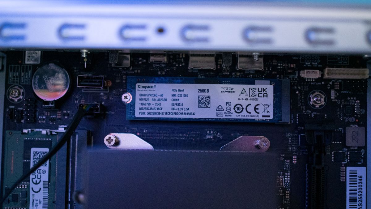 ZimaCube 2 6-bay NAS review on Android Central